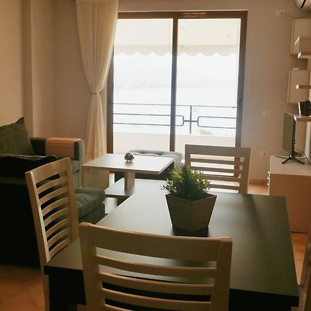 Victoria'S Sea-Cret Apartment Sarande Ngoại thất bức ảnh